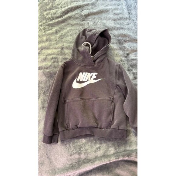 Nike Other - Nike sz 6 hoodie